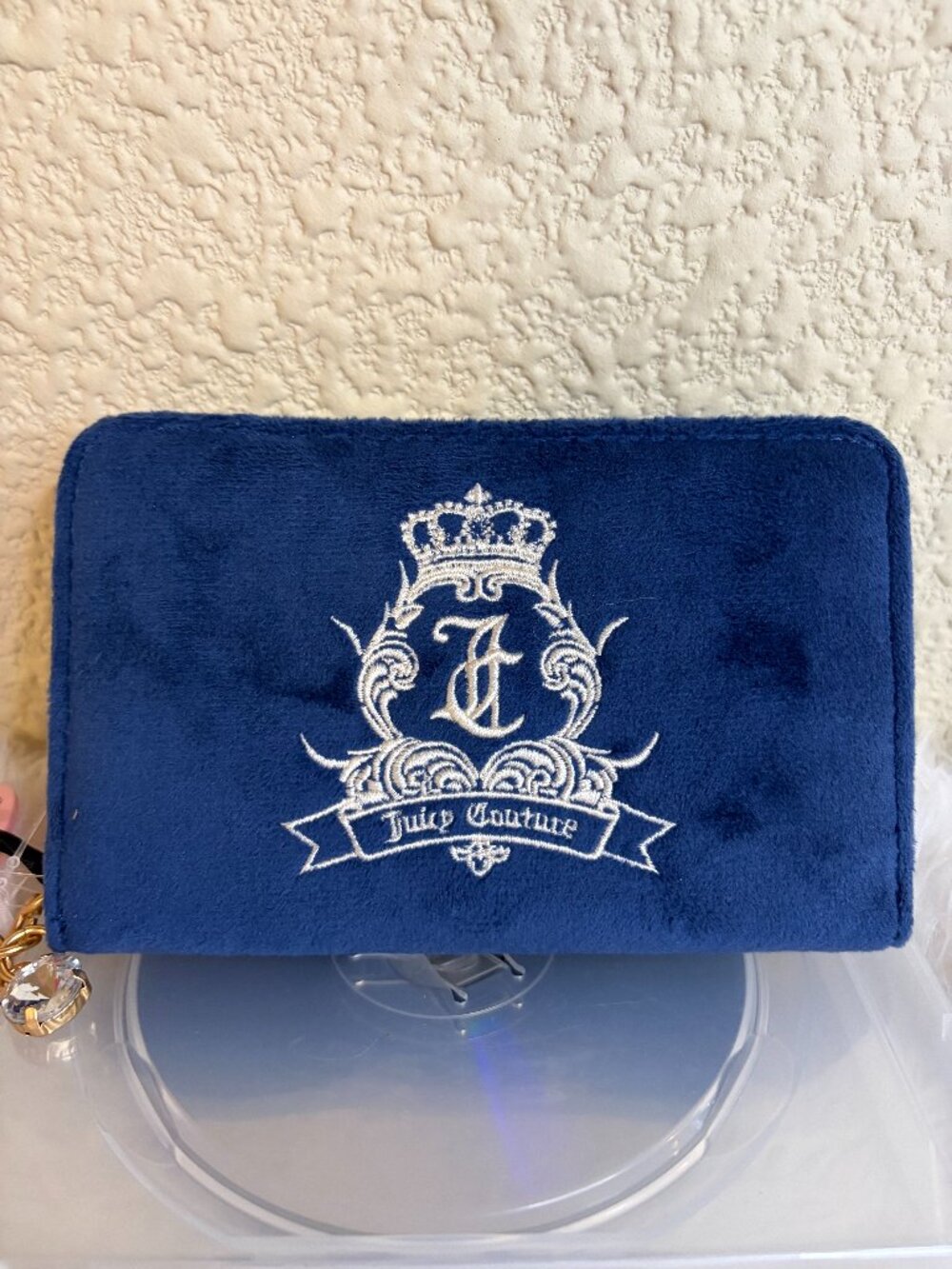Juicy Couture "Need More Juicy" Velour Zip Wallet NWT Y2K Crown Crest